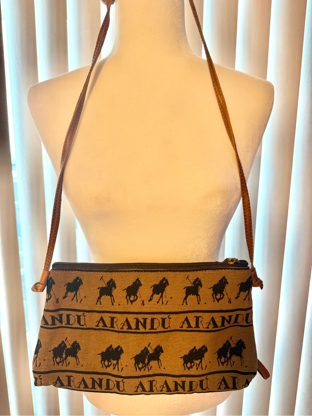Arandu (Argentina) Horse Motif Crossbody Bag - Brown & Black